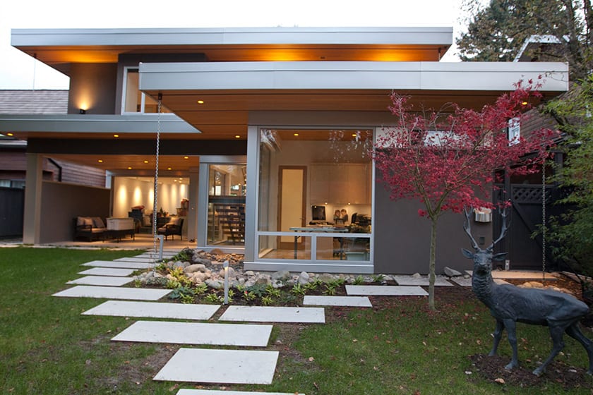 Custom Home front yard elevation built be Barrett Group